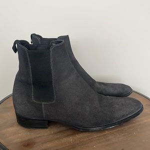 Saint Laurent Wyatt Chelsea Boots
